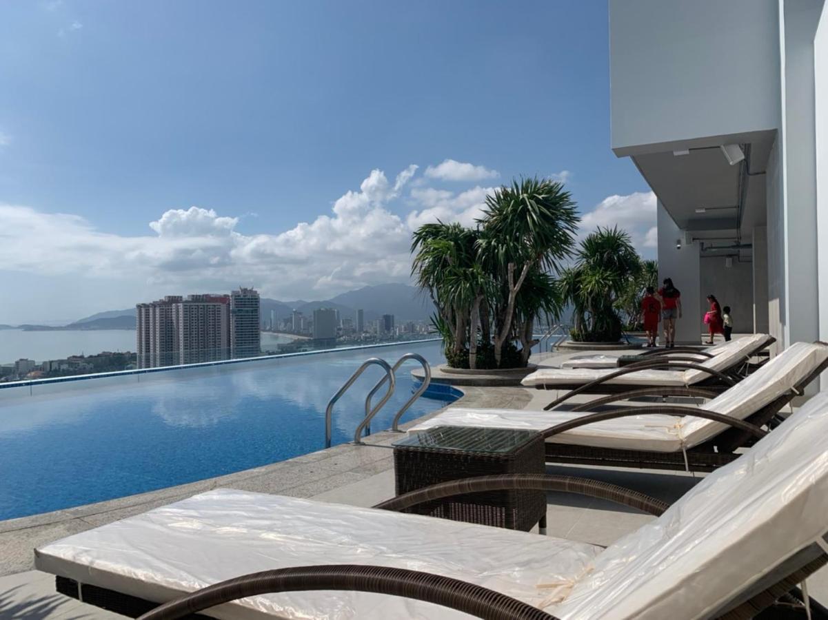 Scenia Bay Oceanfront By Housing Apartment Nha Trang Exterior foto