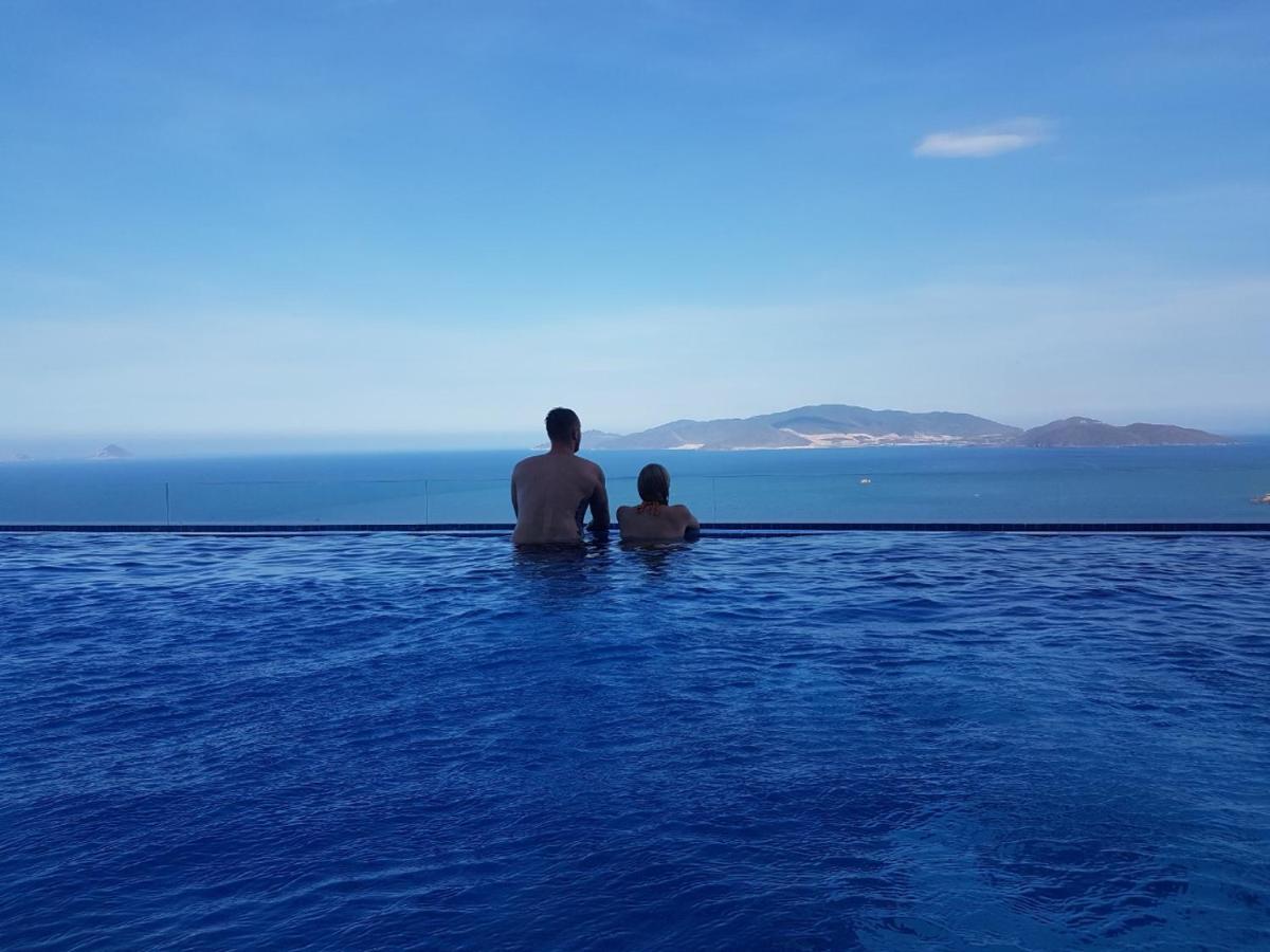 Scenia Bay Oceanfront By Housing Apartment Nha Trang Exterior foto